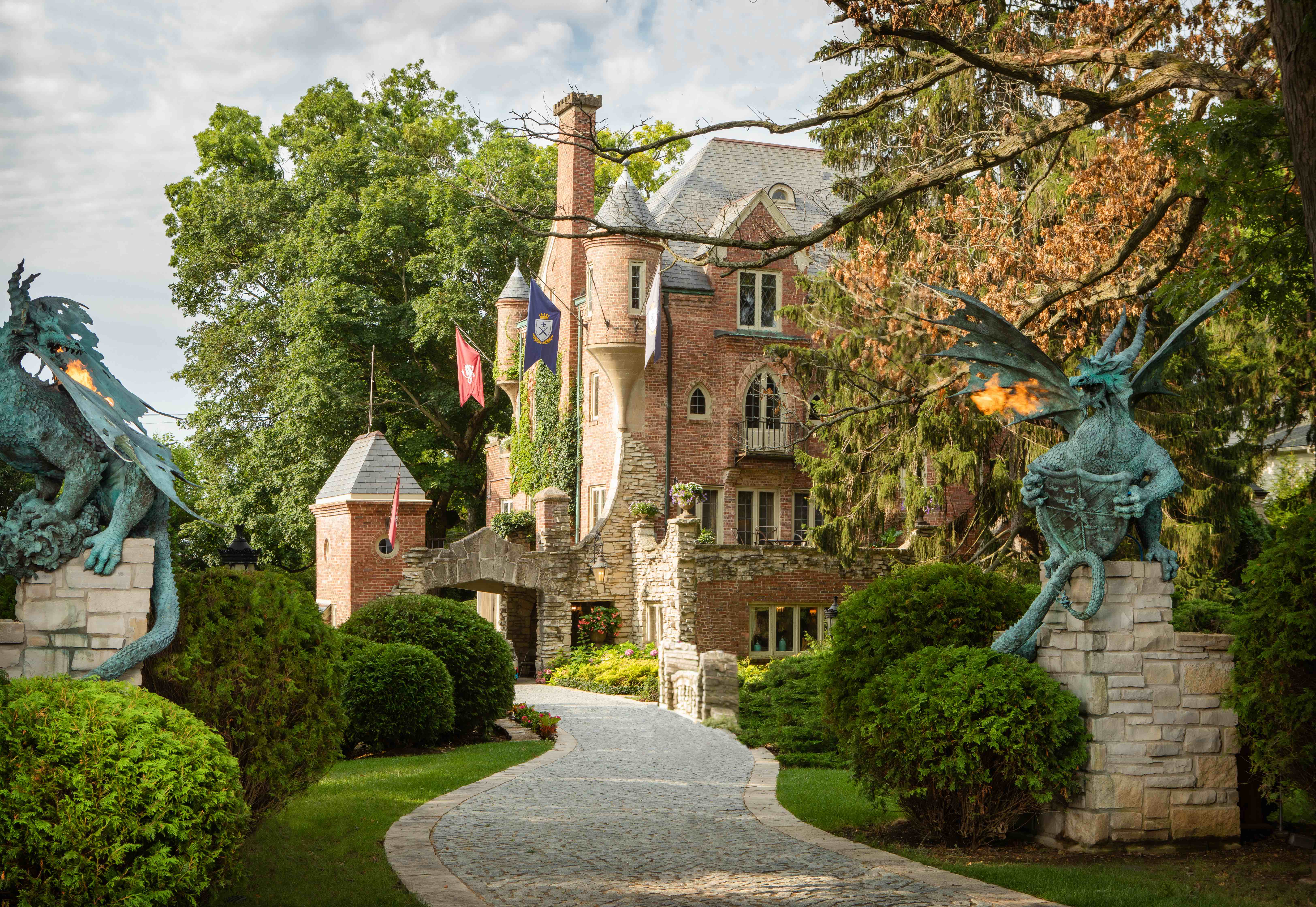Soderstrom Castle Home and Cars